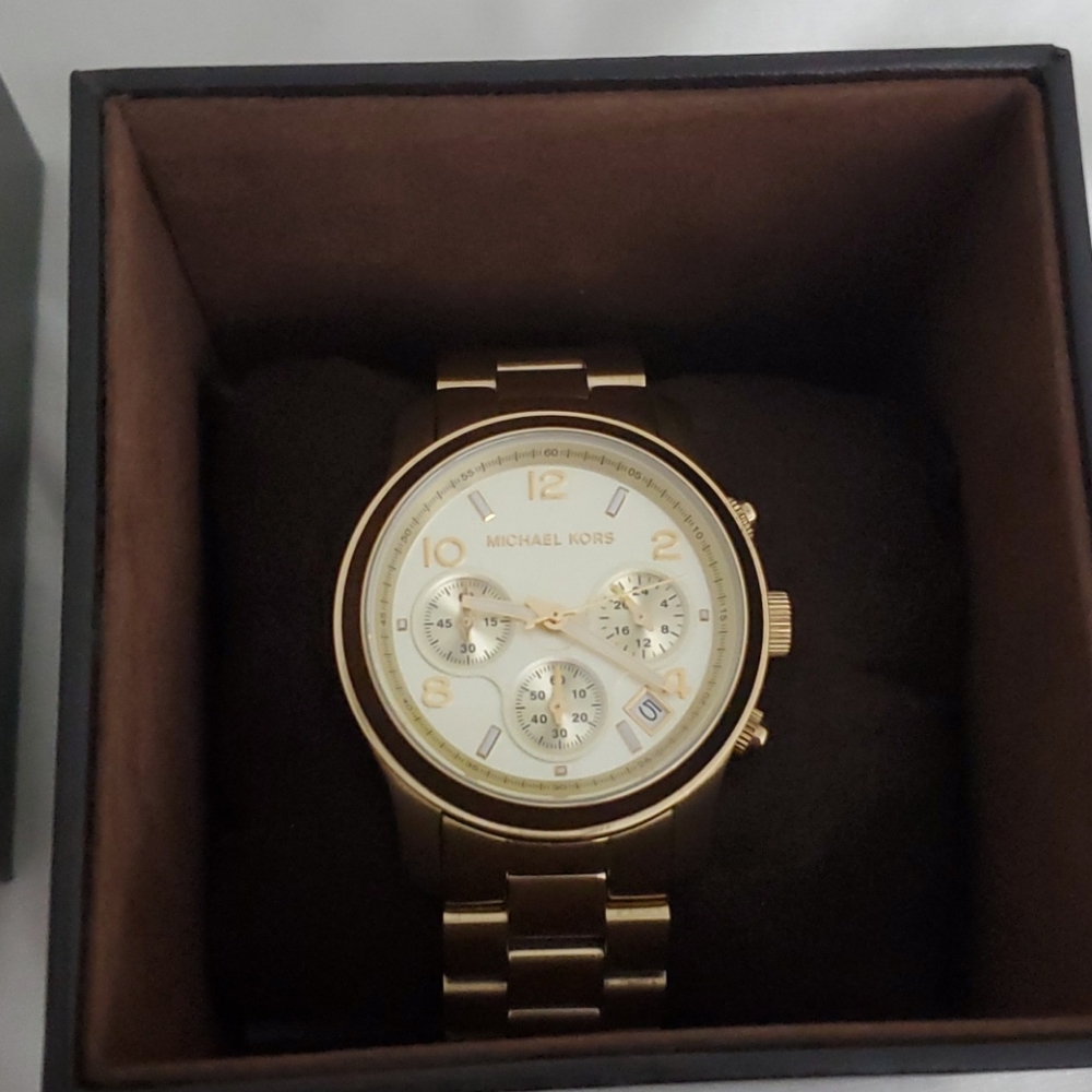 Authentic MK ladies watch